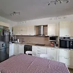 Mikiverna Beachfront Family Maisonette * Kalyves Polygyrou