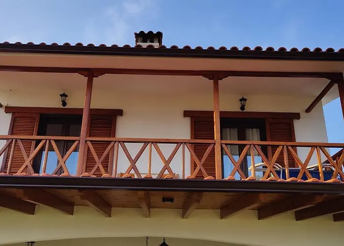Mikiverna Beachfront Family Maisonette Kalyves Polygyrou
