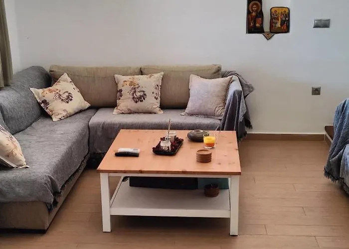Mikiverna Beachfront Family Maisonette Holiday home